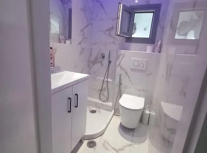 In The Centre For 4 People Naxos City