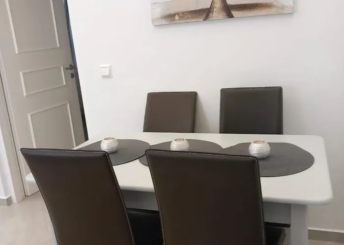 In The Centre For 4 People