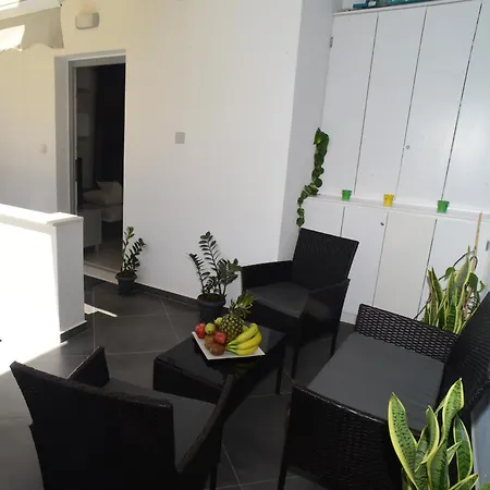 In The Centre For 4 People Apartment Naxos City